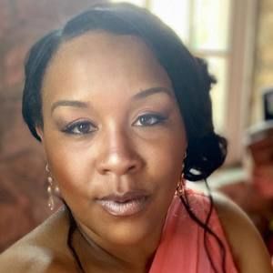 Meet your Posher, Arielle